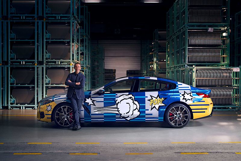 POP! POP! POP! Mit der Edition THE 8 X JEFF KOONS hat der US-amerikanische Künstler mit BMW sein Traumauto erschaffen.