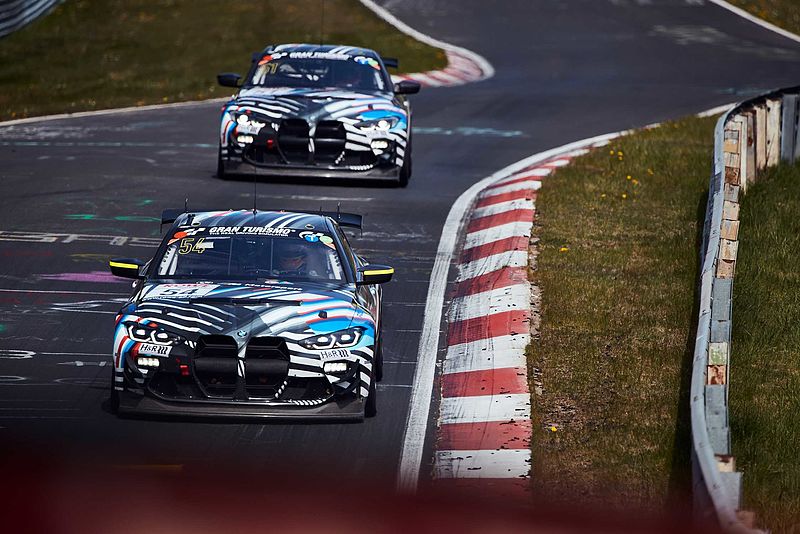 Nachfolgemodell des BMW M4 GT4 absolviert erfolgreich sein erstes Testrennen auf der Nordschleife