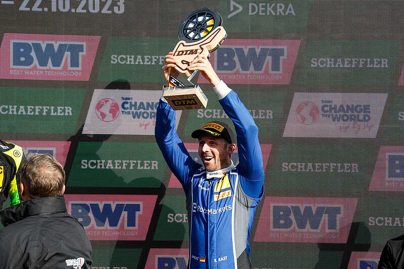 Podium! René Rast sorgt mit Platz drei für versöhnlichen DTM-Saisonabschluss in Hockenheim.