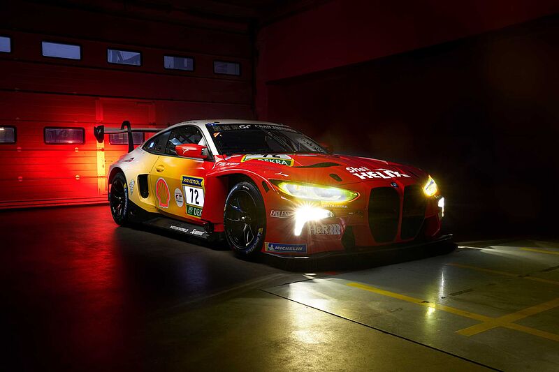 Poleposition für den #72 BMW M4 GT3 bei den 24h Nürburgring: Max Hesse Schnellster im Top-Qualifying.