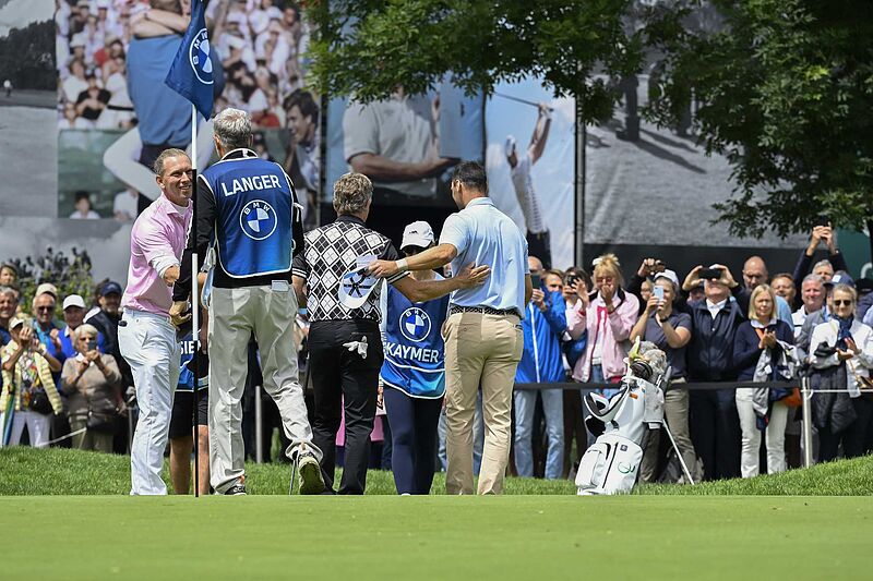 35. BMW International Open: Golffans feiern Langer-Flight.