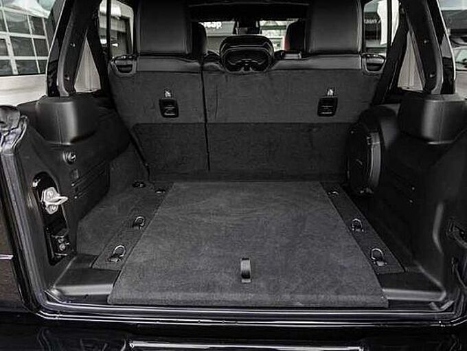 Jeep Wrangler BLACK EDITION 2.0l T-GDI Ultd. Sky-One