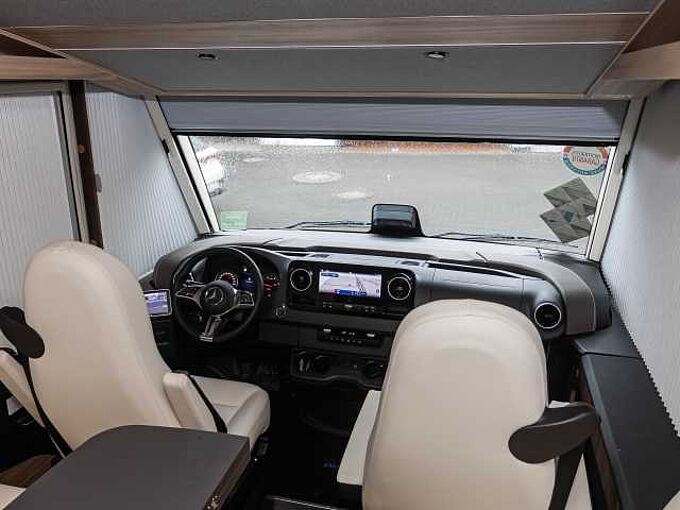Eura Mobil Integra Line GT - Mercedes IL726EF BLACKLINE 
