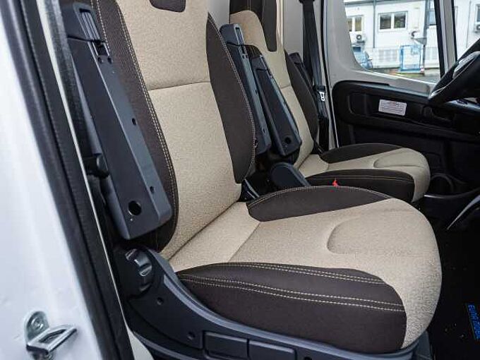 Eura Mobil Activa One 570 HS Automatik MJ26