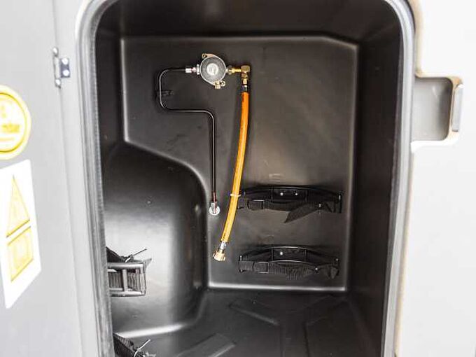 Laika Kosmo CV 60 Supremo Arancio Automatik UPE 77.981&euro;