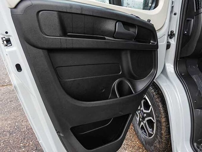 Laika Ecovip L 3019 Titanio UPE  104.000 &euro;