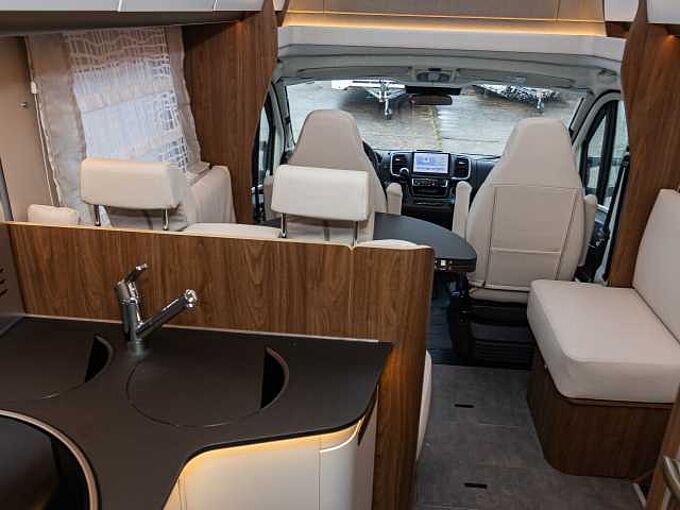 Laika Ecovip L 3019 Titanio UPE  104.000 &euro;