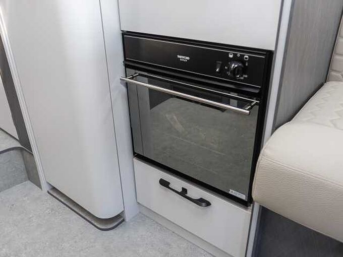 Etrusco I 7400 QBC Modell 2026 4.4t UPE 103.627 €