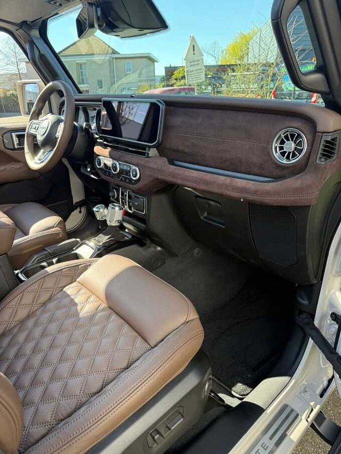 Jeep Wrangler BRUTE 2026  SKYONE