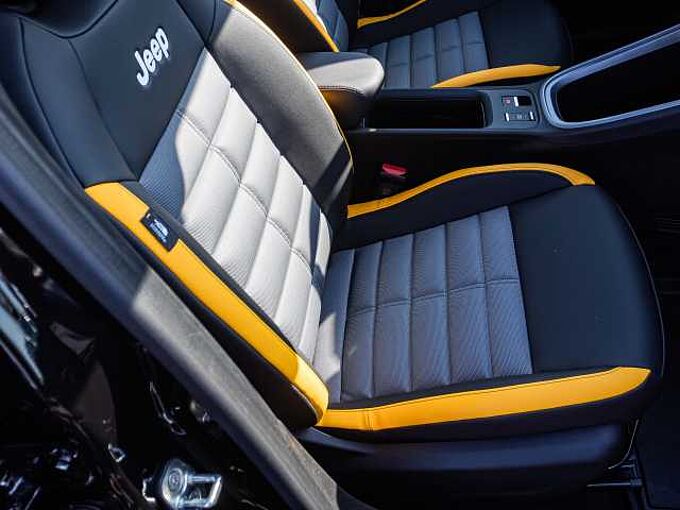 Jeep Avenger 1.2 48V 4xe Hybrid The North Face SD