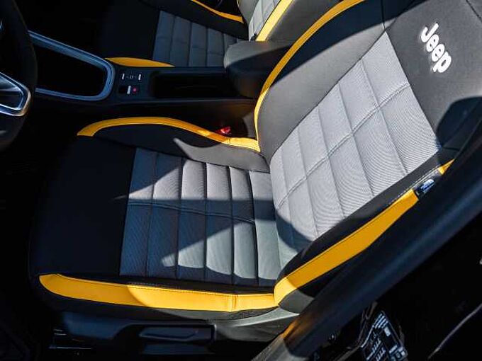 Jeep Avenger 1.2 48V 4xe Hybrid The North Face SD