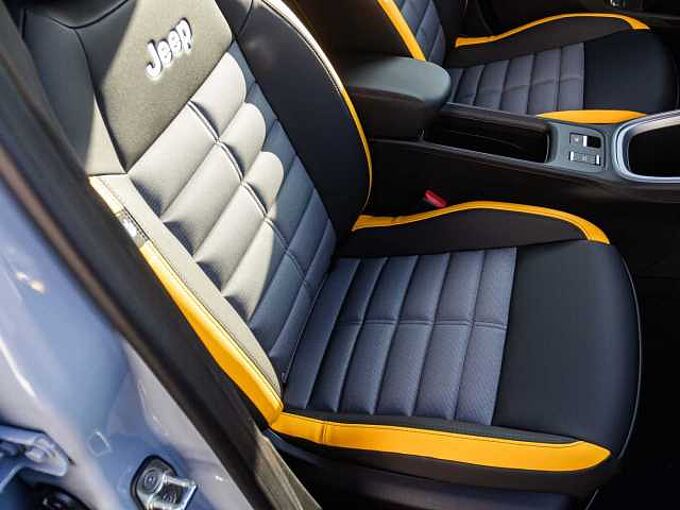 Jeep Avenger 1.2 48V 4xe Hybrid eAWD The North Face