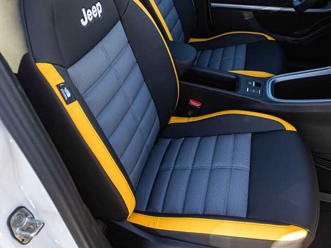 Jeep Avenger 1.2 48V 4xe Hybrid eAWD The North Face