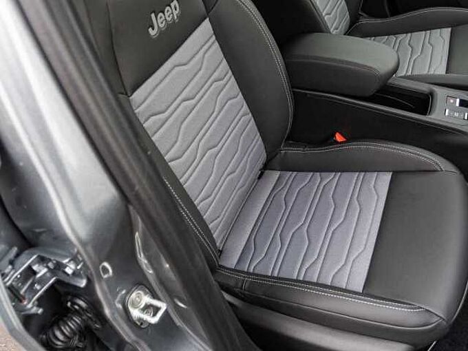 Jeep Avenger 1.2 48V 4xe Hybrid eAWD OVERLAND