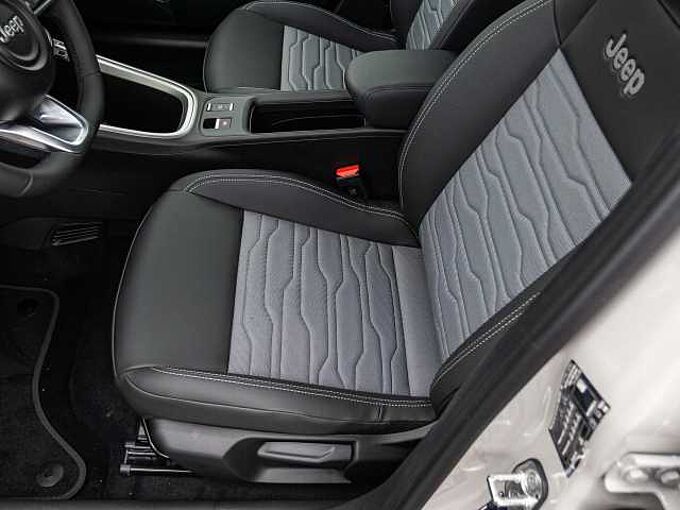 Jeep Avenger 1.2 48V 4xe Hybrid eAWD OVERLAND