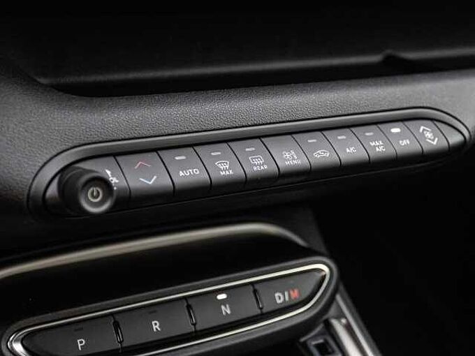 Jeep Avenger 1.2 48V 4xe Hybrid eAWD OVERLAND