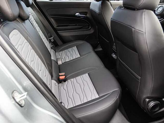 Jeep Avenger 1.2 48V 4xe Hybrid eAWD Upland