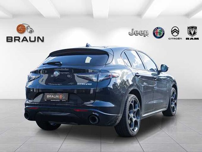 Alfa Romeo Stelvio 2.0 16V Turbo AT8-Q4 Veloce MY24 VOLL!