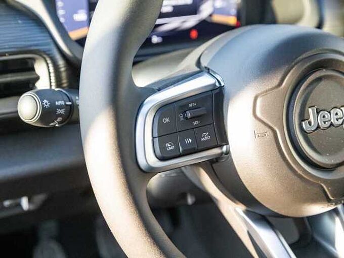 Jeep Avenger 1.2 Altitude Winterpaket/Navi