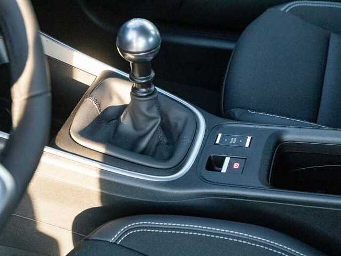 Jeep Avenger 1.2 Altitude Winterpaket/Navi