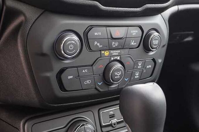 Jeep Renegade PHEV 4xe 'S' MY22 Panorama/Leder