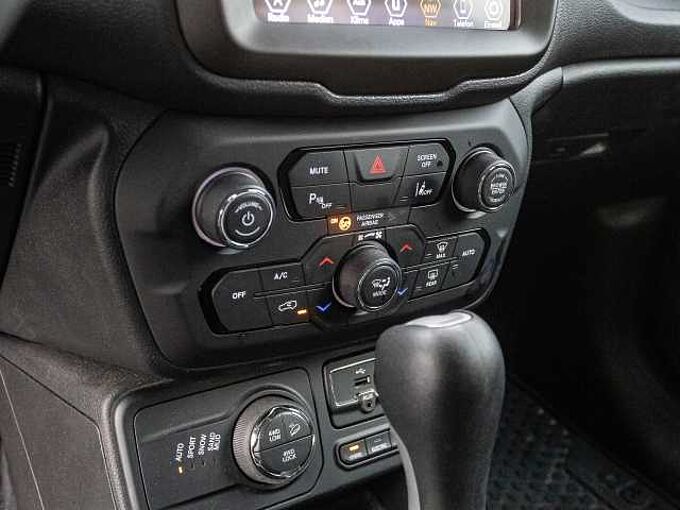 Jeep Renegade 1.3 T-GDI 4xe PHEV Power-Up-Edition