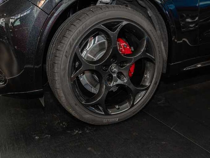 Alfa Romeo Stelvio COMPETIZIONE  2.0 Turbo 16V AT8-Q4