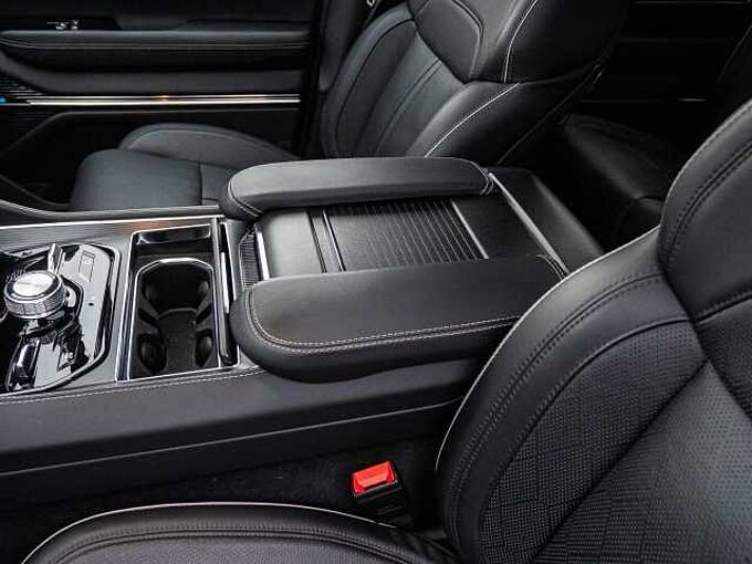 Jeep Grand Wagoneer L Obsidian 4x4