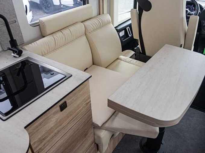 Eura Mobil Integra Line 720 QF MARKISE 06/2026