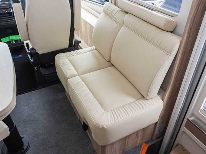 Eura Mobil Integra Line 720 QF MARKISE 06/2026