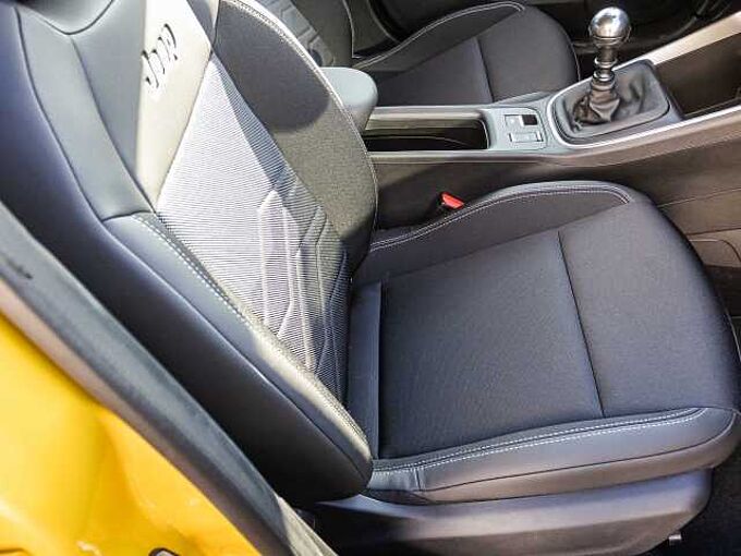 Jeep Avenger 1.2 Altitude Winter/Assistenz/LED