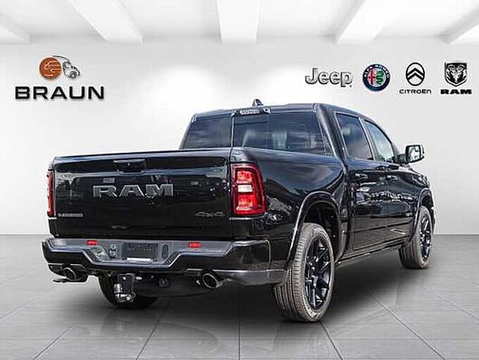Dodge RAM 1500 Laramie Night Premium LPG