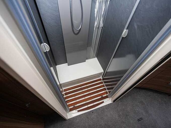 Eura Mobil Contura 766 EB Comfort Leder