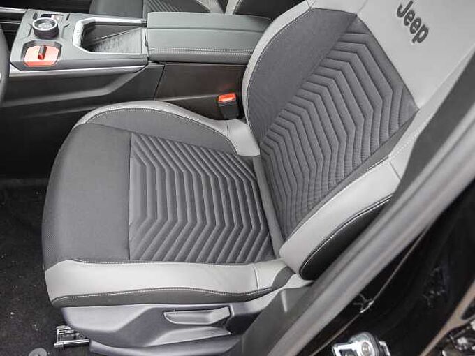 Jeep Compass 1.2 e-Hybrid DCT6 ALTITUDE