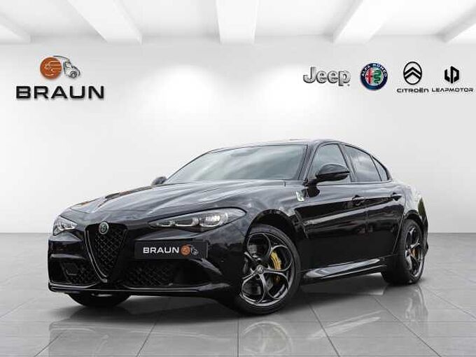 Alfa Romeo Giulia 2.9 V6 Bi-Turbo Quadrifoglio ORO