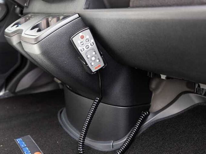 Eura Mobil Profila T 726EF Comfort-Level MESSEPREIS
