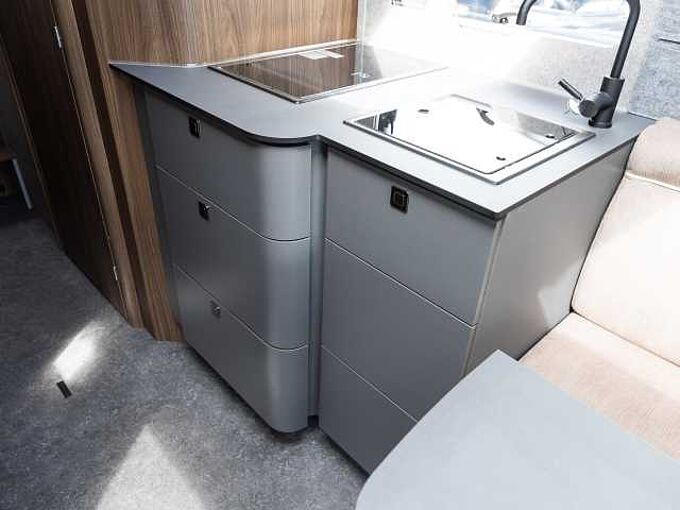 Eura Mobil Profila T 726EF Comfort-Level MESSEPREIS