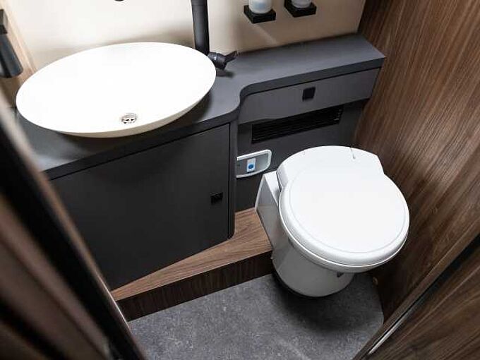 Eura Mobil Profila T 726EF Comfort-Level MESSEPREIS