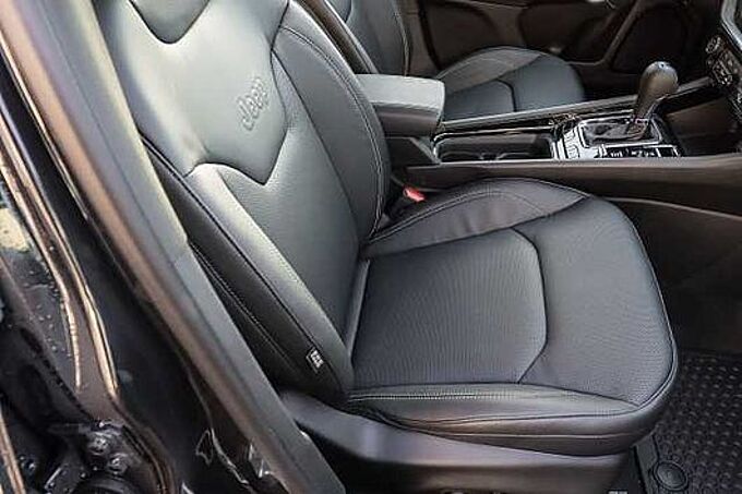 Jeep Compass PHEV 'S' 4Xe Ledersitzpaket