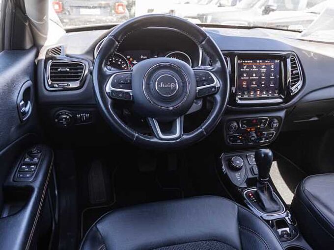 Jeep Compass 1.4 MultiAir 4x4 AT Limited Navi