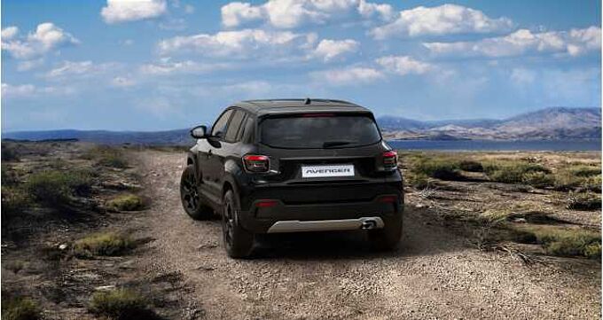 Jeep Avenger 1.2 48V e-Hybrid Black Edition