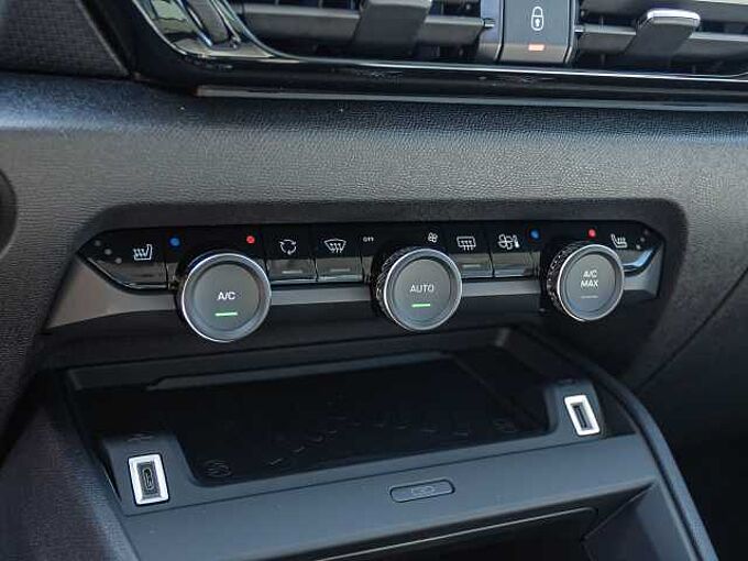 Citroen C4 Hybrid 145 MAX