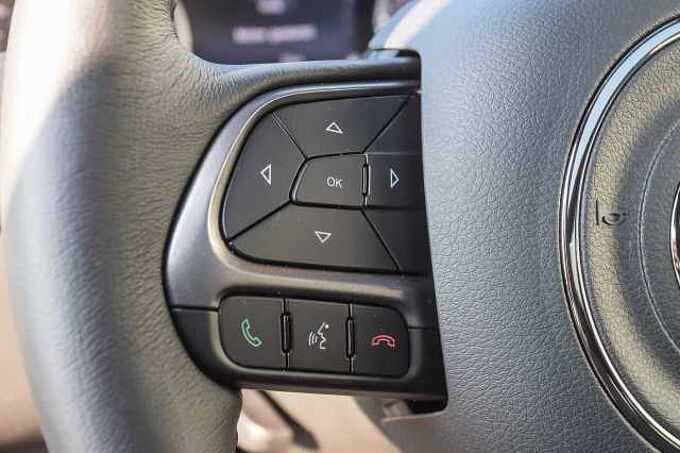 Jeep Renegade 'S' 1.6 MultiJet LED Navi