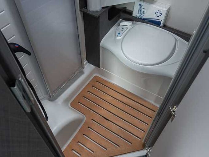 Etrusco T 5900 FB Hubbett UPE 75.038 €