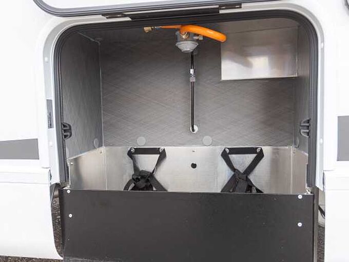 Etrusco T 5900 FB Hubbett UPE 75.038 €