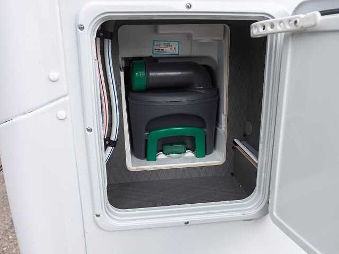 Etrusco T 5900 FB Hubbett UPE 75.038 €