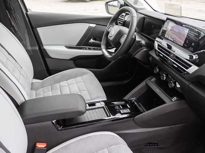 Citroen C4 Hybrid 145 MAX