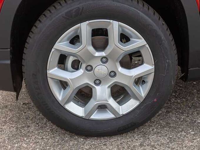Jeep Avenger 1.2 Altitude Winter Paket