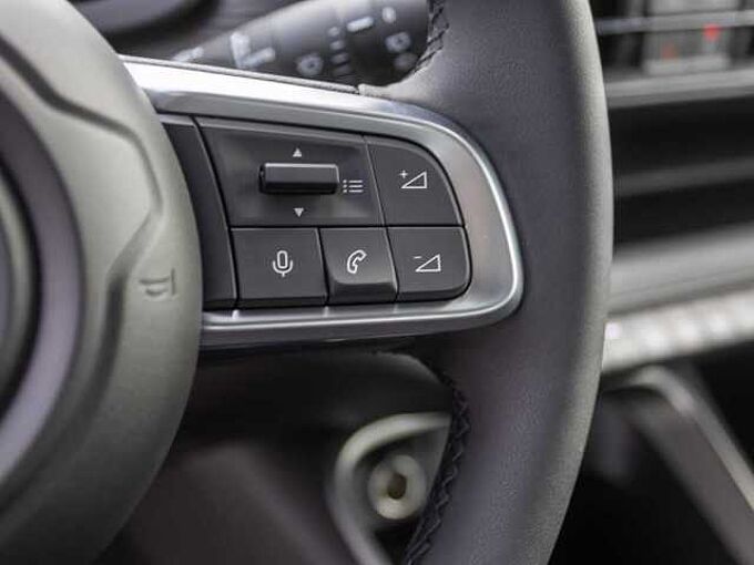 Jeep Avenger 1.2 Altitude Winter Paket