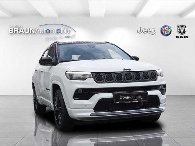 Jeep Compass PHEV 'S' 4Xe Lederpaket / Panorama